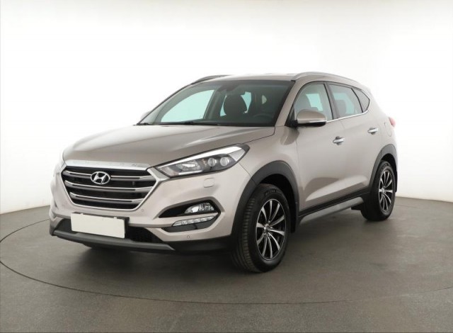 Hyundai Tucson  2.0 CRDi 