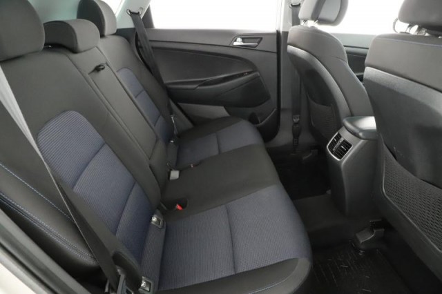 Hyundai Tucson  2.0 CRDi 