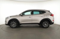 Hyundai Tucson  2.0 CRDi 