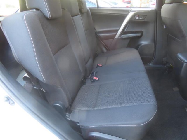 Toyota RAV 4  2.0 D-4D 