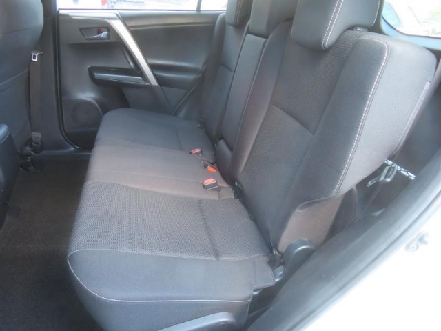 Toyota RAV 4  2.0 D-4D 