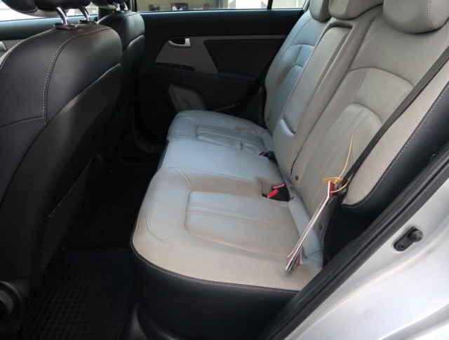 Kia Sportage  1.7 CRDi 