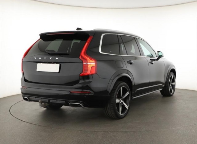 Volvo XC90  D5 AWD R-Design