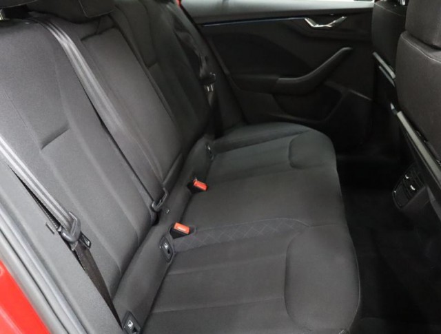 Škoda Kamiq  1.0 TSI Ambition Plus