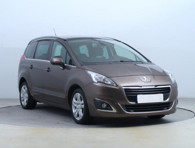 Peugeot 5008  2.0 HDI Allure