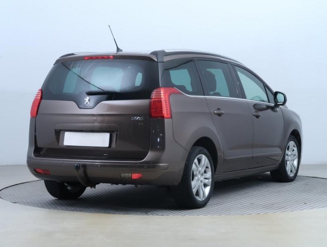 Peugeot 5008  2.0 HDI Allure