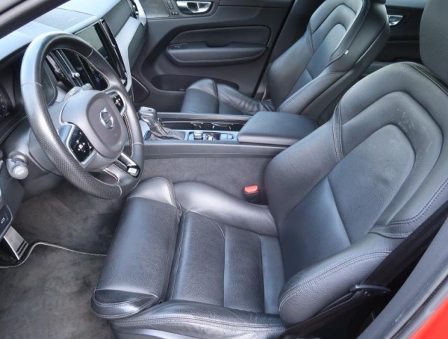 Volvo XC60  D5 AWD R-Design