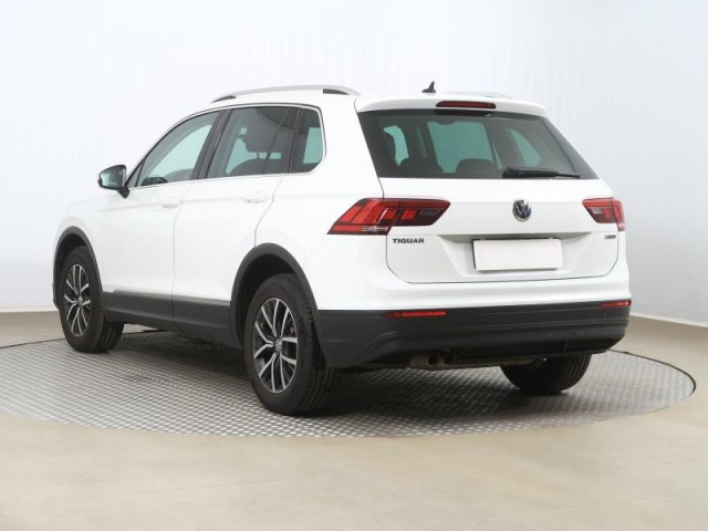 Volkswagen Tiguan  2.0 TSI Comfortline