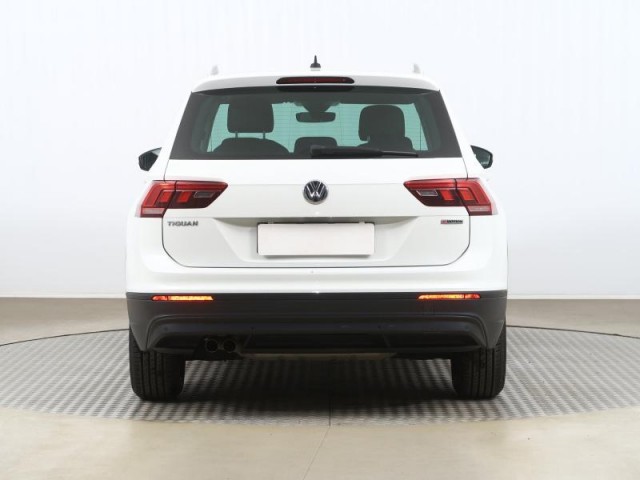 Volkswagen Tiguan  2.0 TSI Comfortline