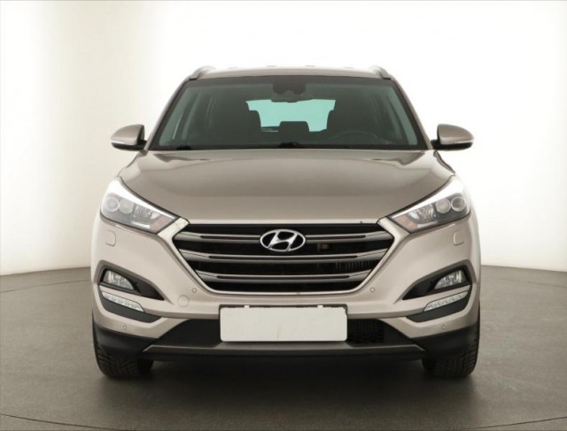 Hyundai Tucson  2.0 CRDi 