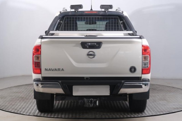 Nissan Navara  2.3 dCi Trek -1°