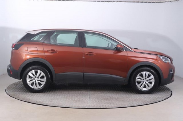 Peugeot 3008  1.5 BlueHDi 
