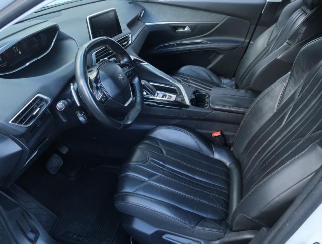 Peugeot 5008  1.6 BlueHDi Premium