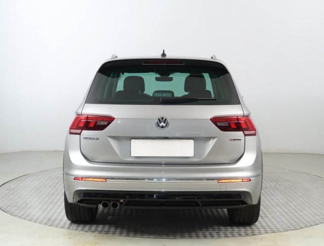 Volkswagen Tiguan  2.0 TDI R-Line