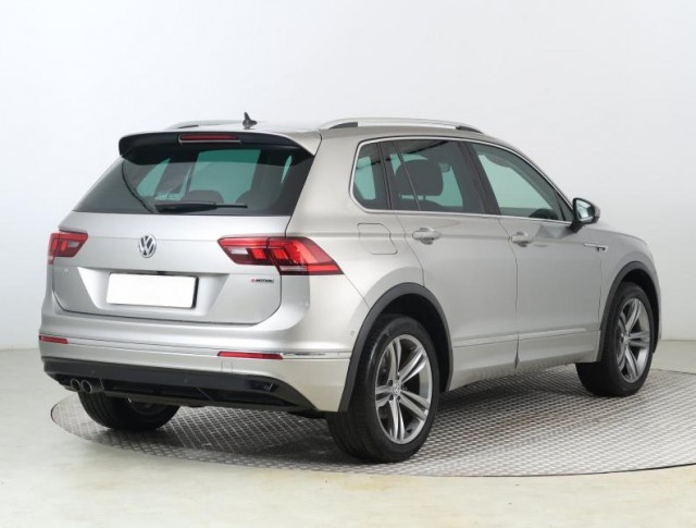 Volkswagen Tiguan  2.0 TDI R-Line