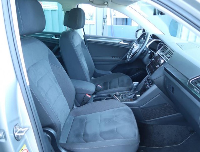 Volkswagen Tiguan  2.0 TDI R-Line