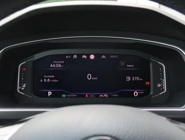 Volkswagen Tiguan  2.0 TDI R-Line