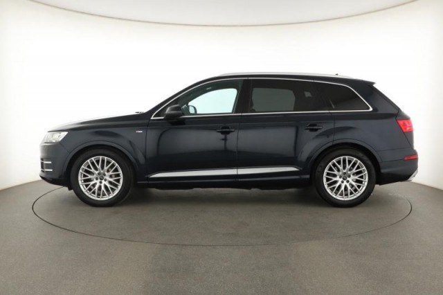 Audi Q7  3.0 TDI S-Line