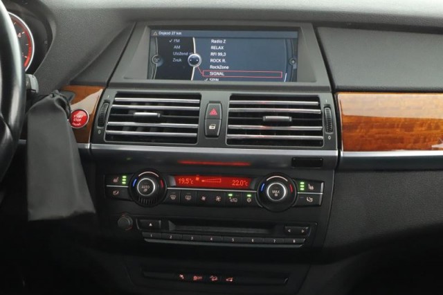 BMW X5  xDrive40d M Paket