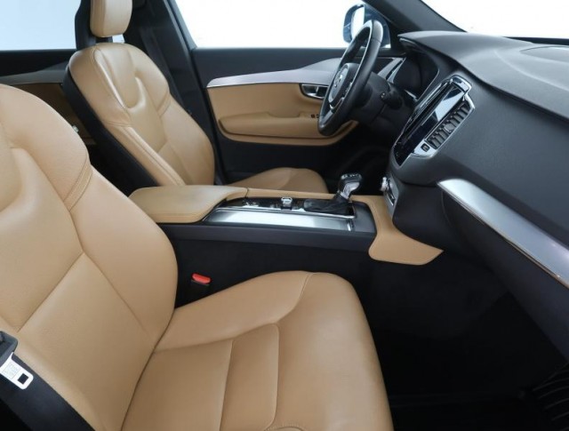 Volvo XC90  D5 AWD Momentum