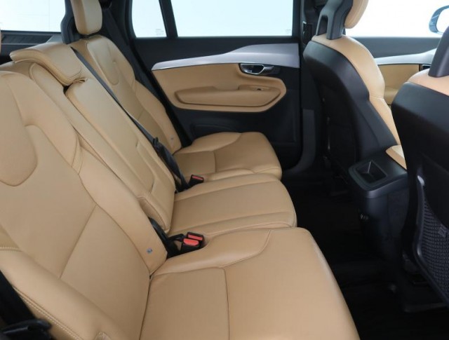 Volvo XC90  D5 AWD Momentum