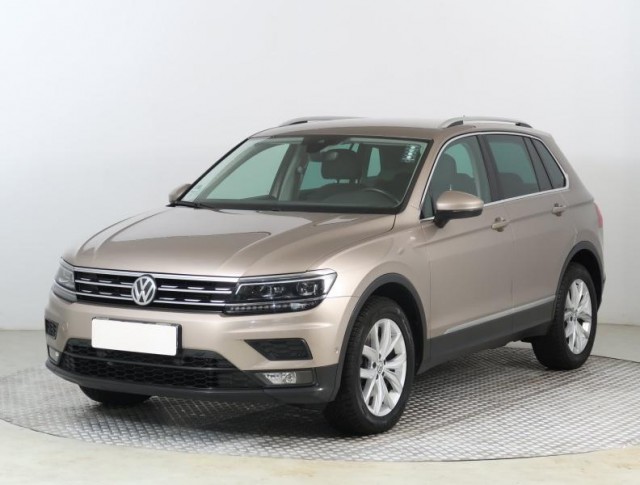 Volkswagen Tiguan  2.0 TSI 