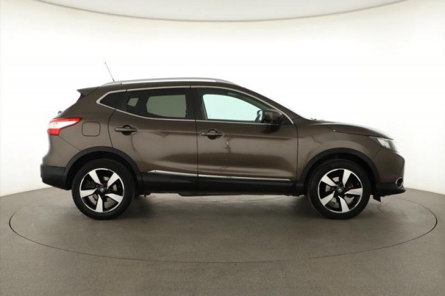 Nissan Qashqai  1.2 DIG-T 