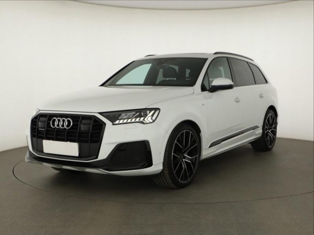 Audi Q7  50 TDI S-Line