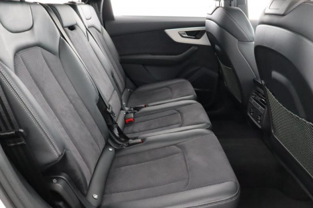Audi Q7  50 TDI S-Line