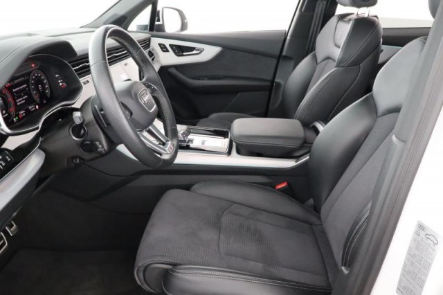 Audi Q7  50 TDI S-Line
