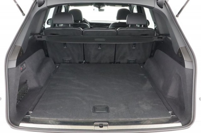 Audi Q7  50 TDI S-Line