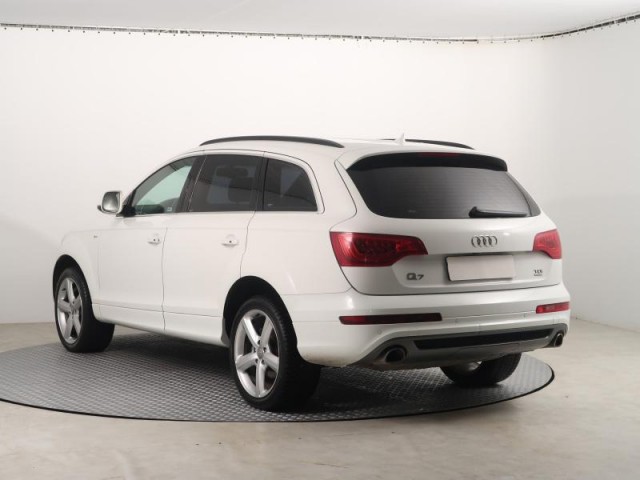 Audi Q7  3.0 TDI S-Line