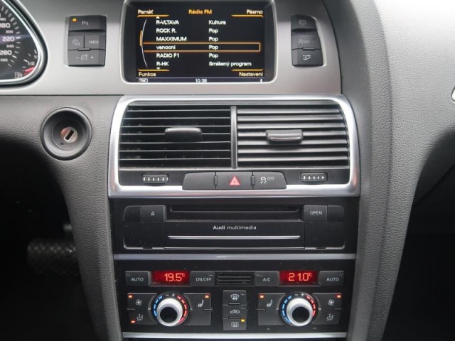 Audi Q7  3.0 TDI S-Line