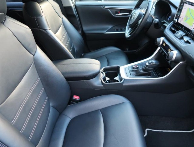 Toyota RAV 4  2.5 Hybrid 