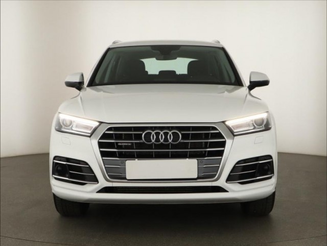 Audi Q5  50 TFSI e S line