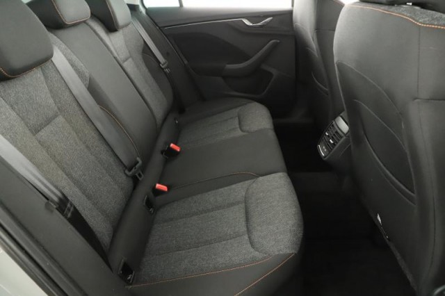 Škoda Kamiq  1.0 TSI Ambition Plus