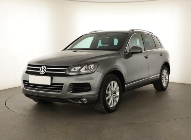 Volkswagen Touareg  3.0 TDI 