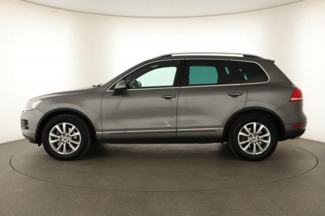 Volkswagen Touareg  3.0 TDI 