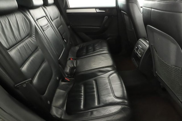 Volkswagen Touareg  3.0 TDI 