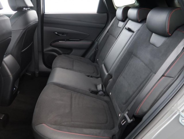 Hyundai Tucson  1.6 T-GDI 48V MHEV 