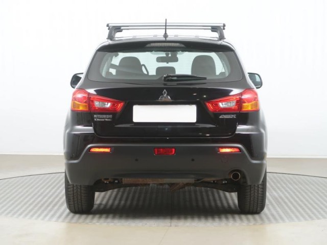 Mitsubishi ASX  1.8 DI-D MIVEC 