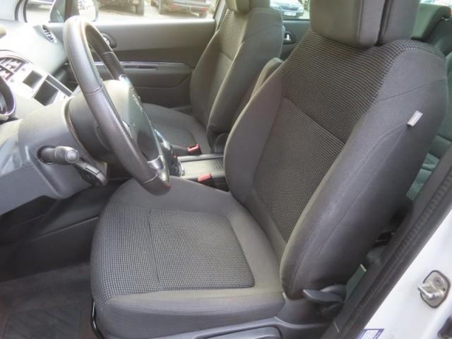 Peugeot 5008  1.6 BlueHDi 