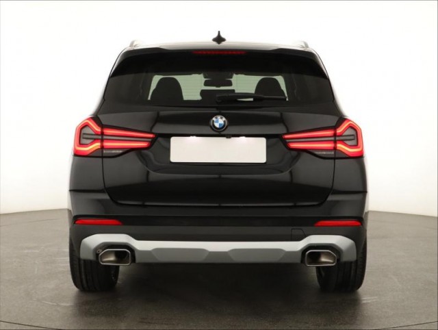 BMW X3  xDrive20i 