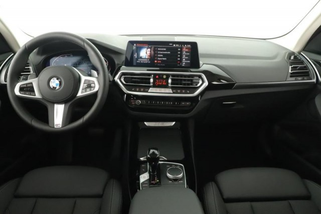 BMW X3  xDrive20i 