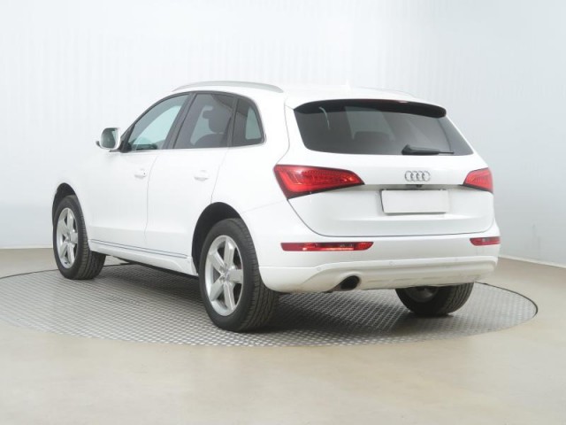Audi Q5  2.0 TDI 
