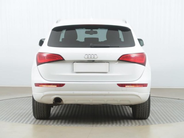Audi Q5  2.0 TDI 