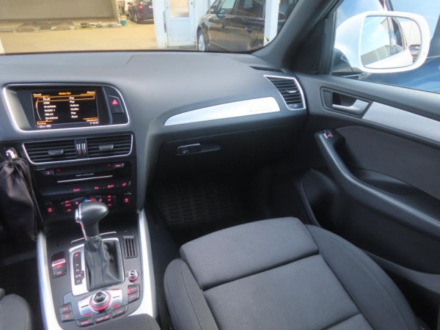Audi Q5  2.0 TDI 