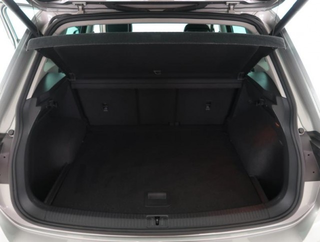 Volkswagen Tiguan  2.0 TDI 