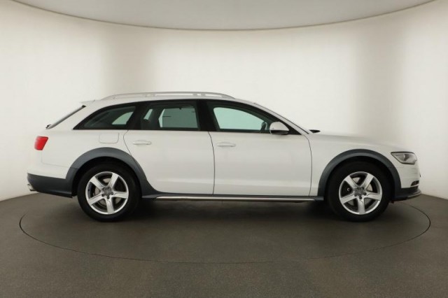 Audi A6 Allroad  3.0 TDI 