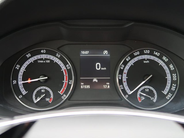 Škoda Karoq  1.5 TSI Style